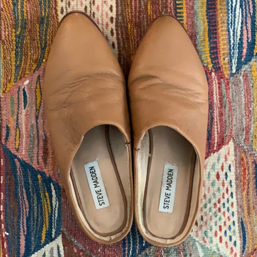 STEVE MADDEN slip on shoes